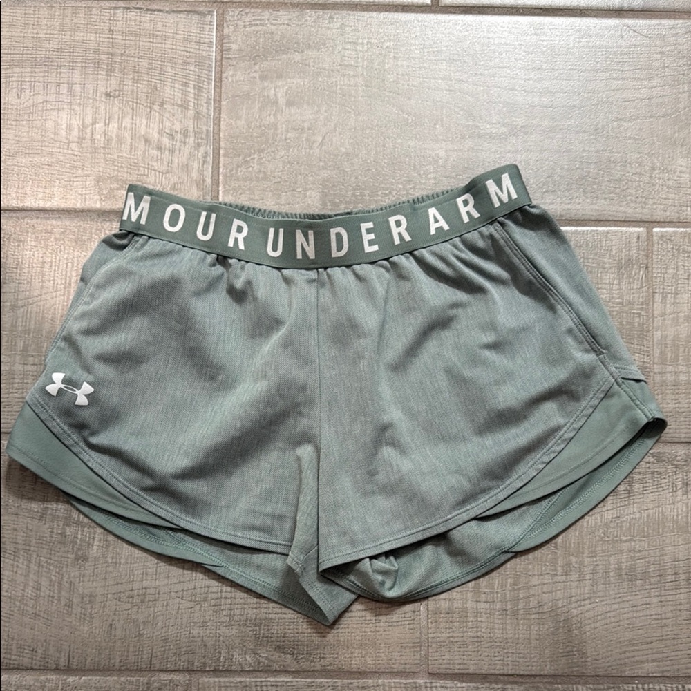 Under Armour Green Athletic Shorts with Elastic Waistband size small